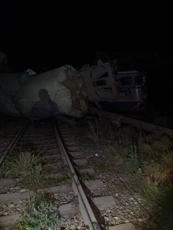 Un nou incident feroviar, la Fetești. Calea ferată spre mare e blocată, după ce două trenuri de marfă s-au ciocnit și au deraiat