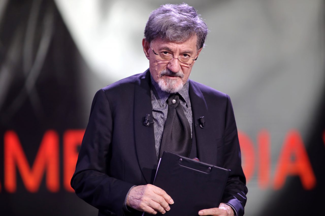Ministrul Culturii: ,,Propun ca sala mare a Teatrului Național București să se numească Ion Caramitru”