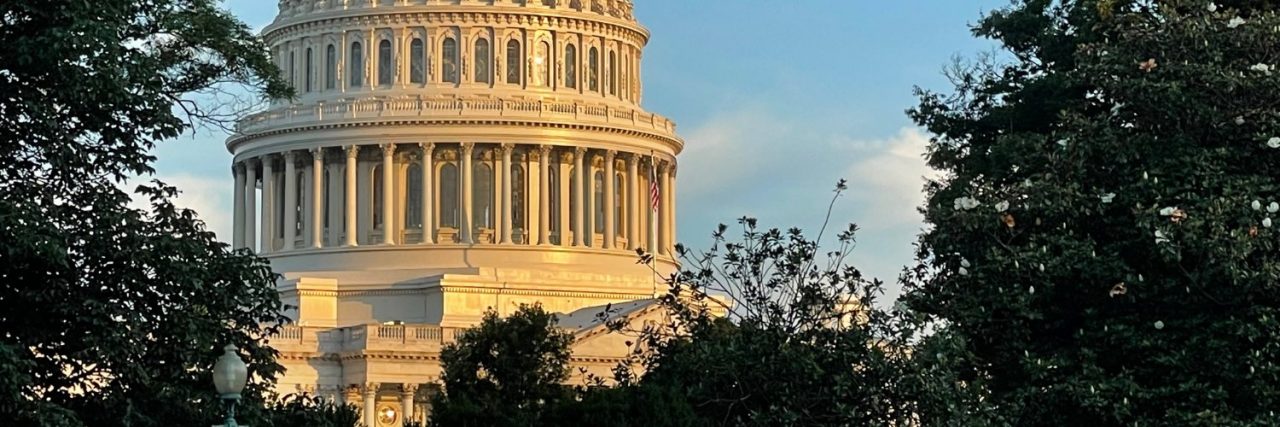 Alertă de securitate lângă Capitoliu. Un bărbat ameninţa că va provoca o explozie în centrul oraşului Washington