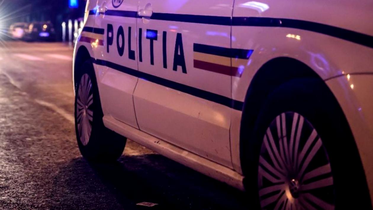 Doi copii din Galați și-au găsit mama și pe iubitul său morți în casă. Bărbatul ar fi ucis-o pe tânără, apoi s-a sinucis