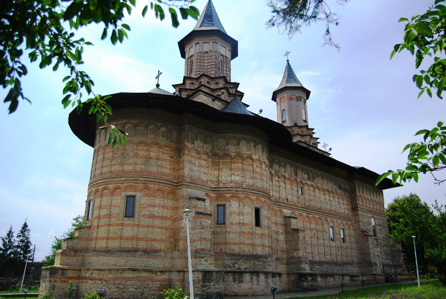 Focar de Covid-19 la o cunoscută mănăstire din România. Sunt nouă măicuțe confirmate pozitiv cu virusul SARS-CoV-2