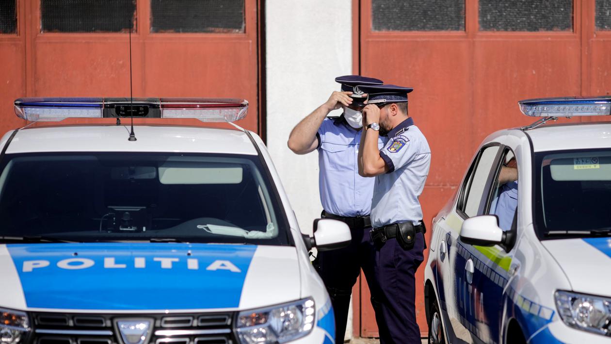 O femeie și o fetiță de 11 ani au fost lovite mortal de o șoferiță, în Dolj