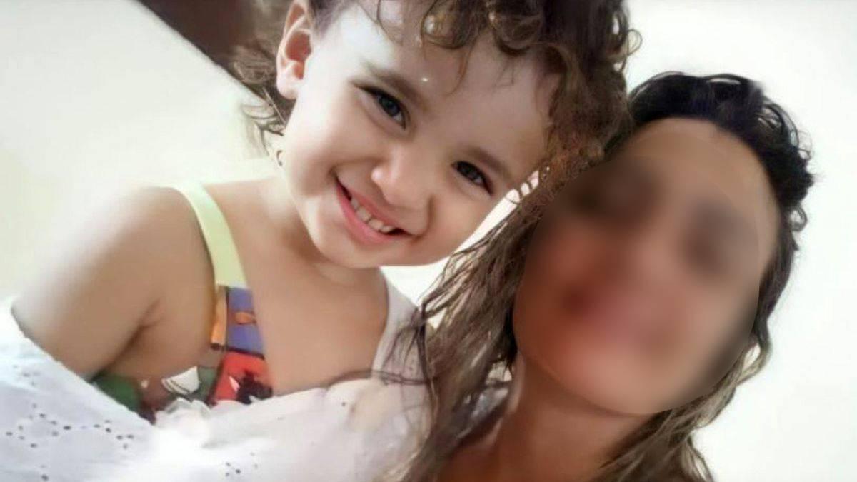 O fetiță de doi ani a murit după ce s-a electrocutat cu un încărcător de telefon, în Brazilia. ”Acum ești un îngeraș cu aripi mici. Ai grijă de mămica ta de sus!”