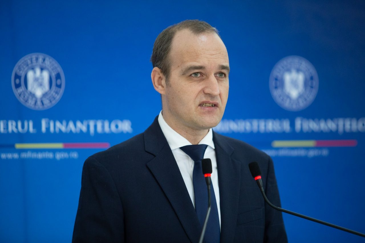 Copiii pierd majorarea de 20% a alocațiilor. Ministrul Finanțelor, Dan Vîlceanu: Se va majora din ianuarie 2022