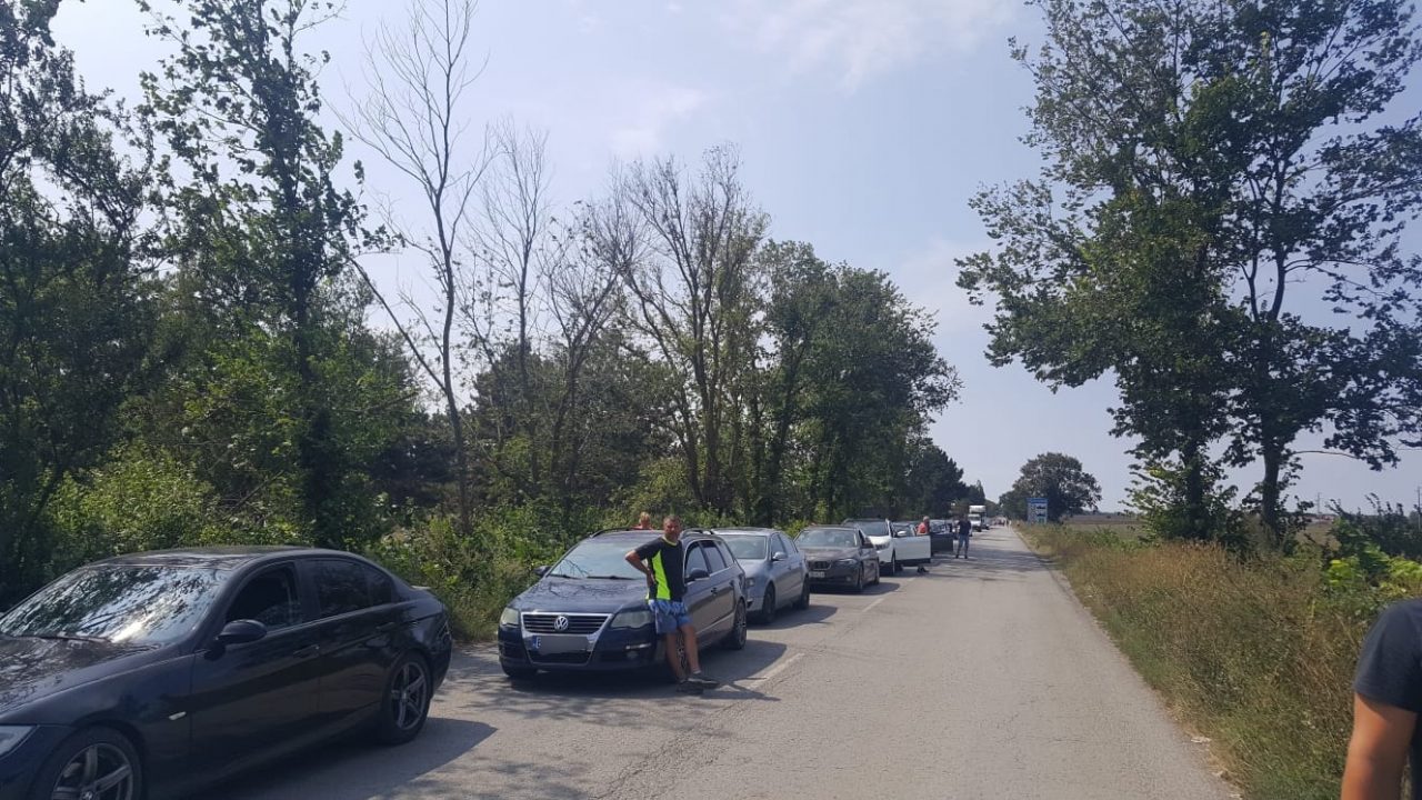 Aglomerație în mai multe puncte de trecere a graniței. Recomandările Poliției de Frontieră