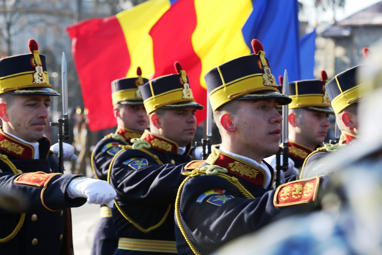 Ce pensie primește un fost militar în România. La ce vârstă se poate pensiona 
