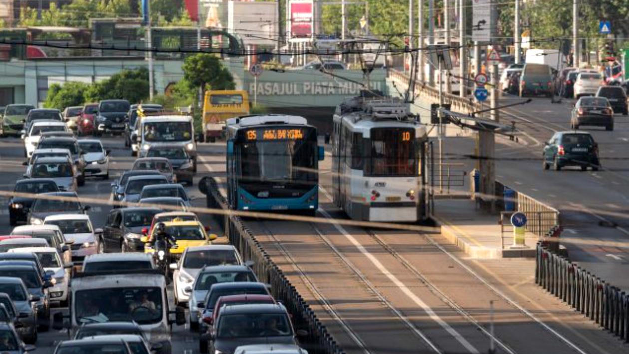 O călătorie la STB crește de la 1,3 la 3 lei, de la 1 august. Cu cât se scumpește cartela la metrou
