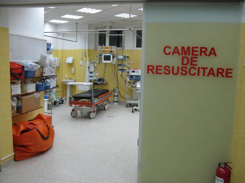 Un bebeluș de 10 luni a murit la Cluj, după luni de chin. Familia acuză sistemul medical din România de nepăsare și delăsare