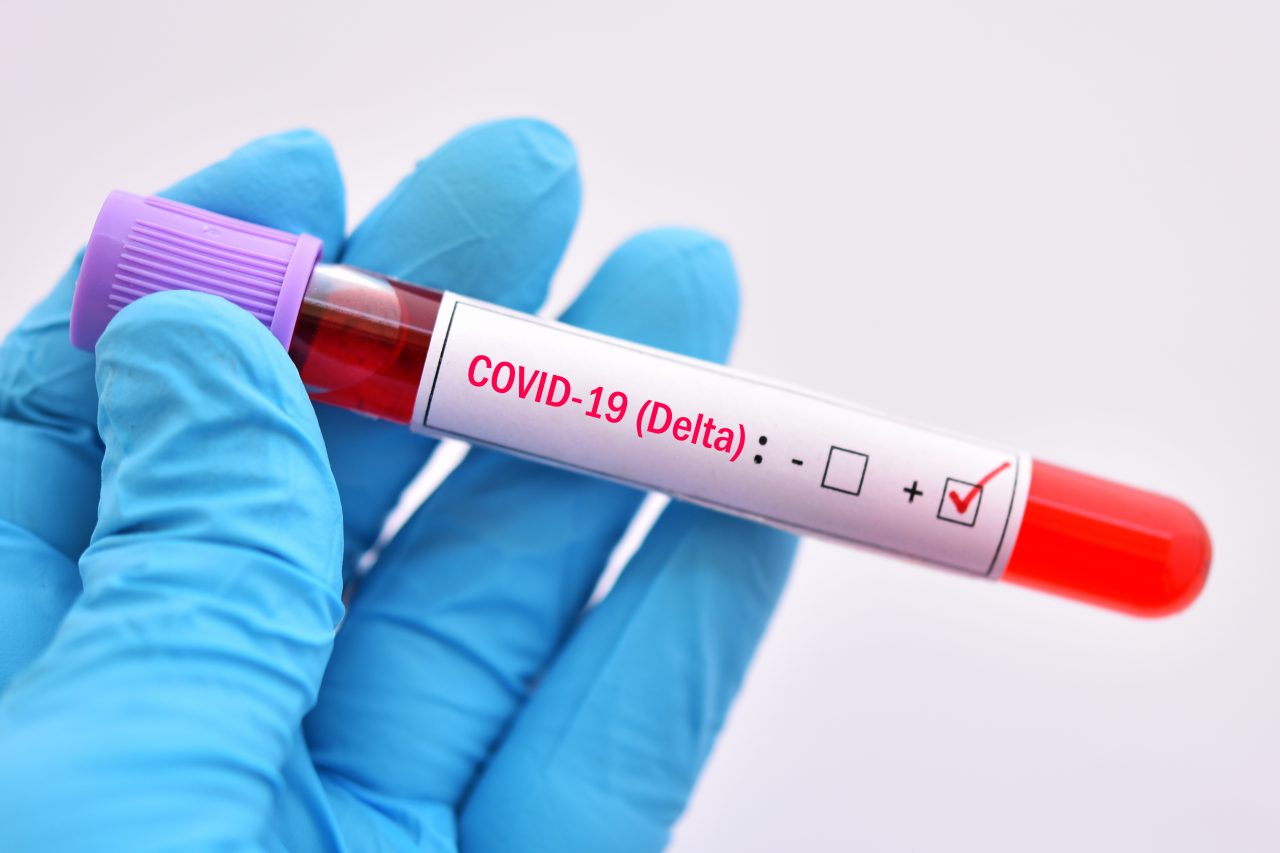 Ce trebuie să știe persoanele care vaccinat împotriva COVID-19 și s-au infectat cu varianta Delta. Valeriu Gheorghiță: ”Metodologia va fi reevaluată”