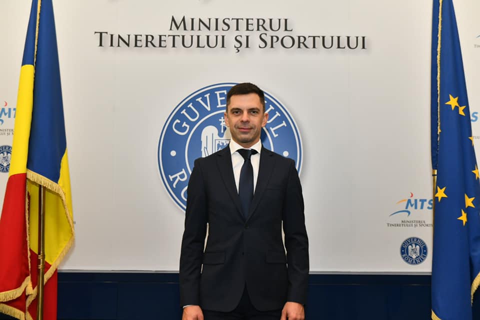 Eduard Novak, în faţa unui scandal uriaş: Ministrul Sporturilor va fi audiat în Parlament