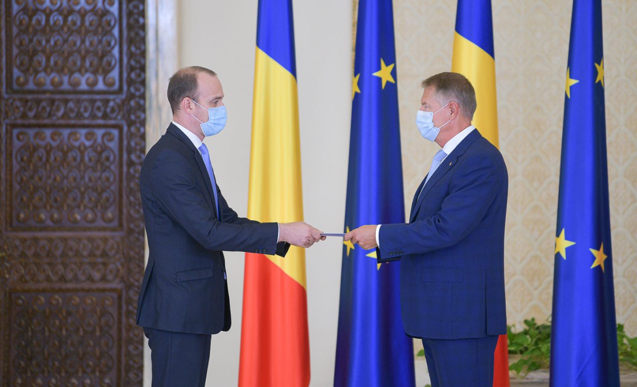 Dan Vîlceanu a depus jurământul de învestire în funcția de ministru al Finanțelor. Președintele Klaus Iohannis a semnat miercuri decretul de numire