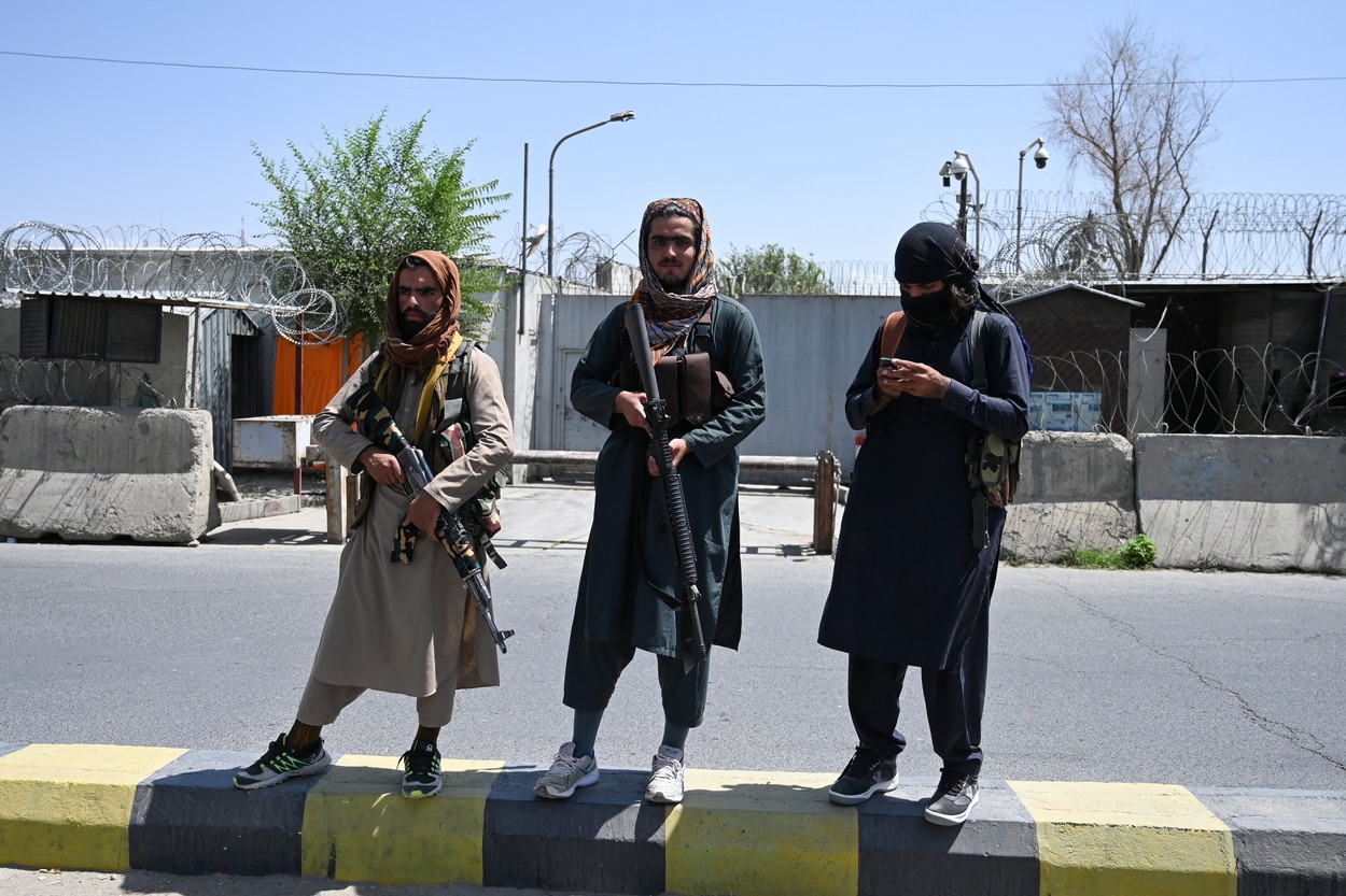 Ambasadorii ţărilor NATO, reuniune de urgenţă pe tema situaţiei din Afganistan / Secretarul general al ONU cere Consiliului de Securitate să nu abandoneze poporul afgan
