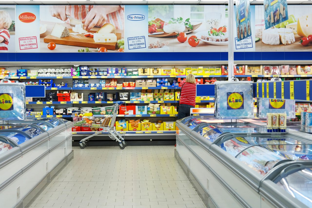 Zeci de produse Lidl sunt mai ieftine de joi chiar și cu 50%. Ce poți cumpăra în weekend la reducere mare de preț