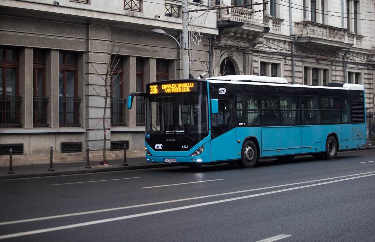 8 ȘTIRI DE LA ORA 8 Nicușor Dan: „Mulți angajați STB și-au reluat azi activitatea. Am avut pe traseu 65% dintre tramvaie și troleibuze”