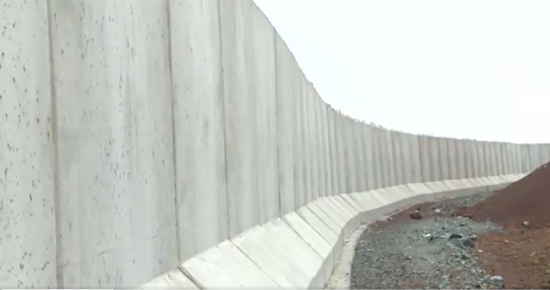 De teama unui val de refugiați din Afganistan, Turcia construiește un zid lung de 295 de kilometri la granița cu Iranul | VIDEO