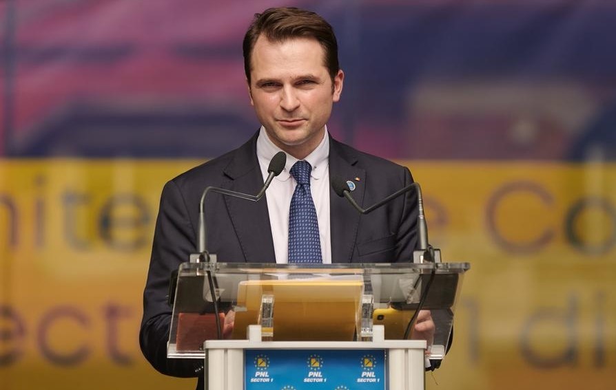 Sebastian Burduja, după depunerea moțiunii de cenzură: ”Vă compromiteți definitiv în fața românilor, stimați colegi de arenă publică”