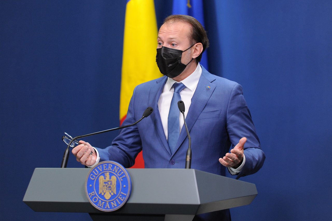 Cîțu anunță că va adopta marți rectificarea bugetară, chiar dacă miniștrii USR-PLUS își dau demisia