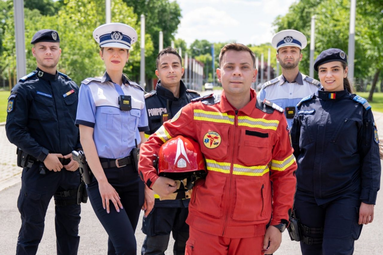 Începe o noua sesiune de admitere pentru viitori polițiști, jandarmi și pompieri. Câte locuri sunt scoase la concurs în școlile postliceale ale MAI