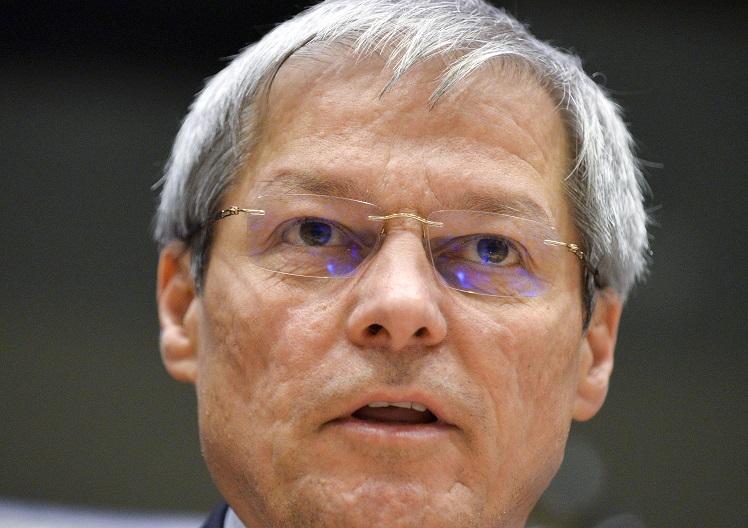 Dacian Cioloș: Am primit în ultimele ore numeroase telefoane de la peneliști care mă roagă să nu mergem mai departe cu moțiunea