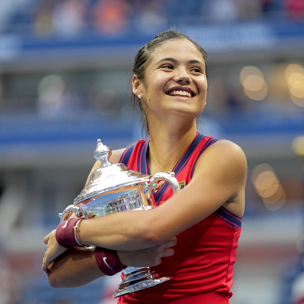Emma Răducanu a câştigat US Open 2021. Jucătoarea cu origini româneşti se află la primul titlul de Grand Slam din carieră (FOTO-VIDEO)