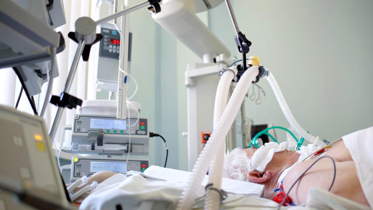 Bilanț COVID, 29 septembrie: 10.826 de noi infectări și 1.320 de pacienți internați la ATI