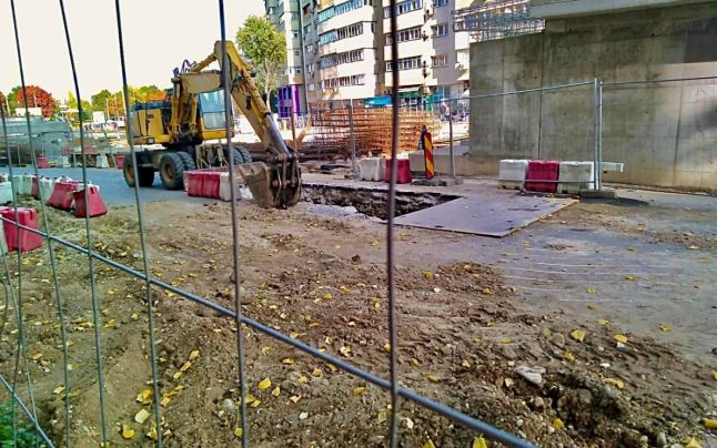 Lucrări fără noimă în Capitală. Motivul pentru care asfaltul proaspăt turnat de la pasajul Doamna Ghica va fi spart