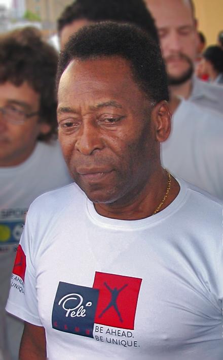 Pele a fost externat din spital după tratamentul pentru cancer la colon