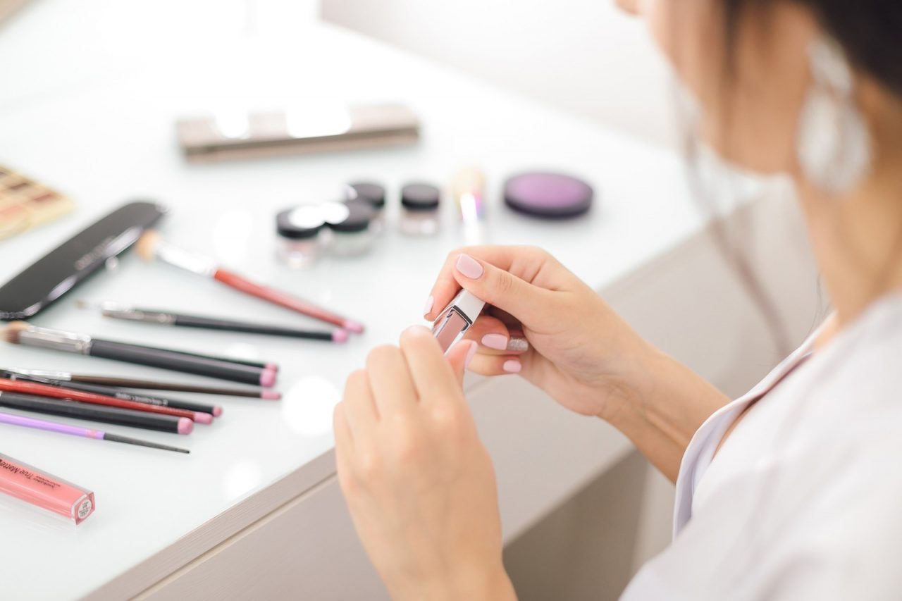 Produsele cosmetice impermeabile: PRO și CONTRA