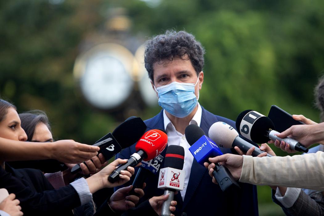 Nicușor Dan a anunțat că va cumpăra un tomograf pentru copaci. „Nu avem specialişti care să ne spună dacă un copac e bolnav sau nu”
