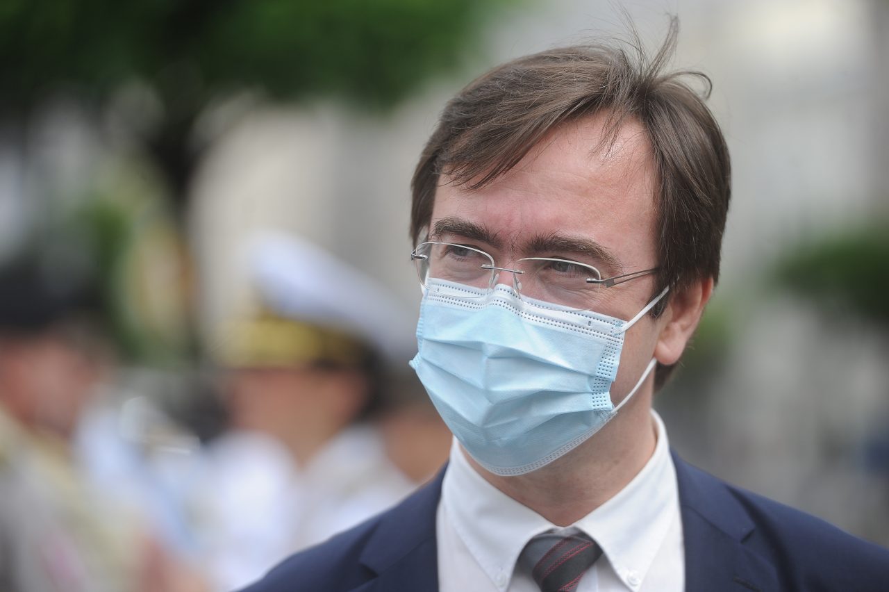 Alin Stoica: ”Au început controalele în școli. Au fost descoperite unele deficiențe”