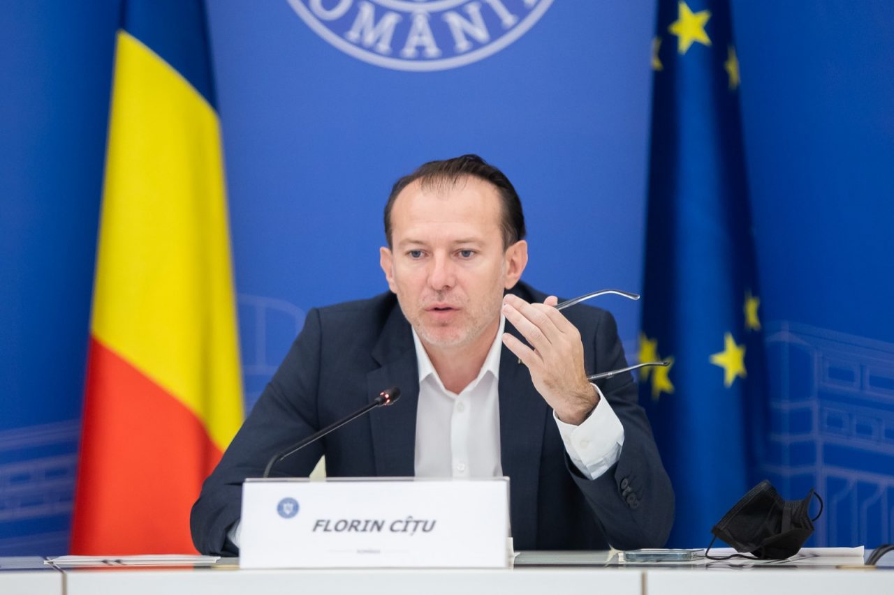 Surse. S-au stabilit interimarii. Cine preia ministerele USR PLUS din Guvernul Cîțu