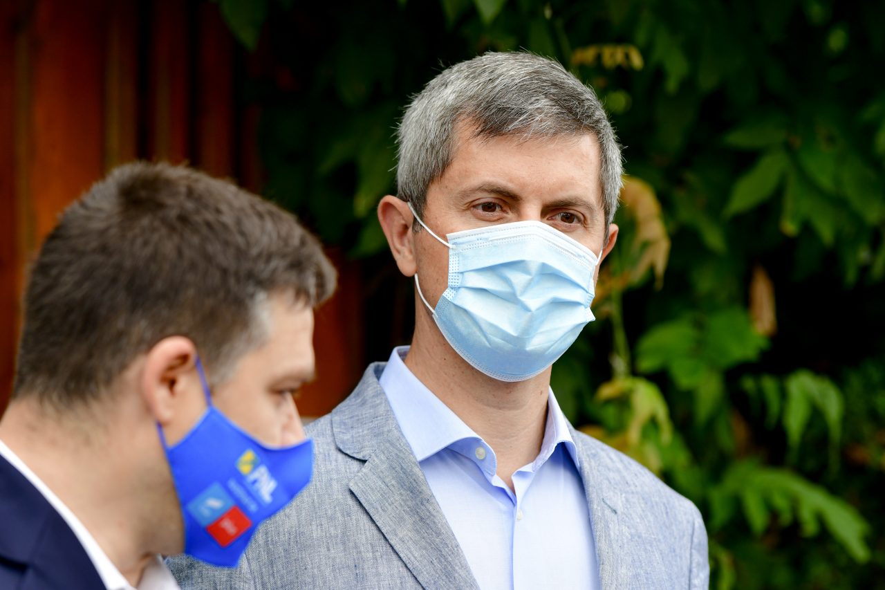 Barna: Demiterea prefecţilor şi secretarilor de stat propuşi de USR de către Florin Cîțu „este un gest contradictoriu”
