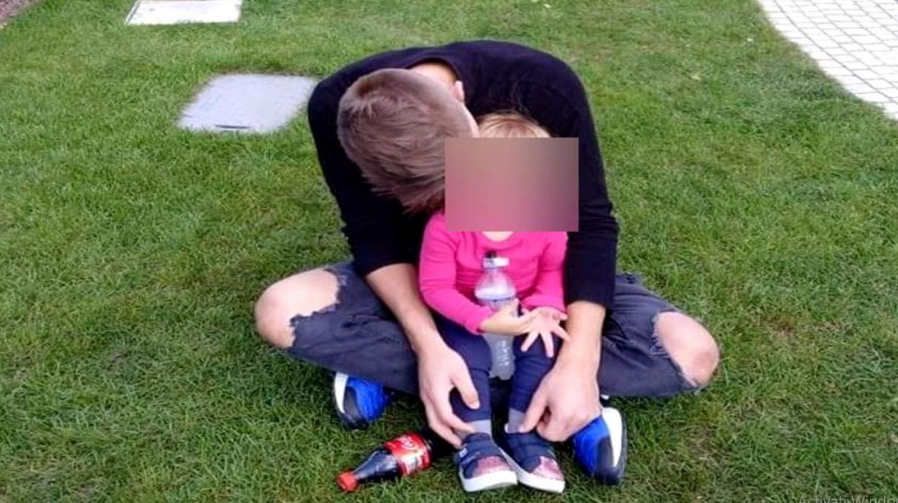 Tatăl copilei de doi ani, după ce fosta parteneră a fost arestată: „Sper să primească pedeapsă maximă pentru ceea ce i-a făcut fetiței mele”