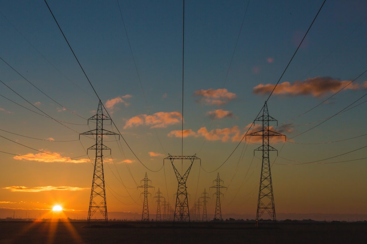 Comisia Europeană ajută statele membre să abordeze provocările de creștere a prețurilor energetice