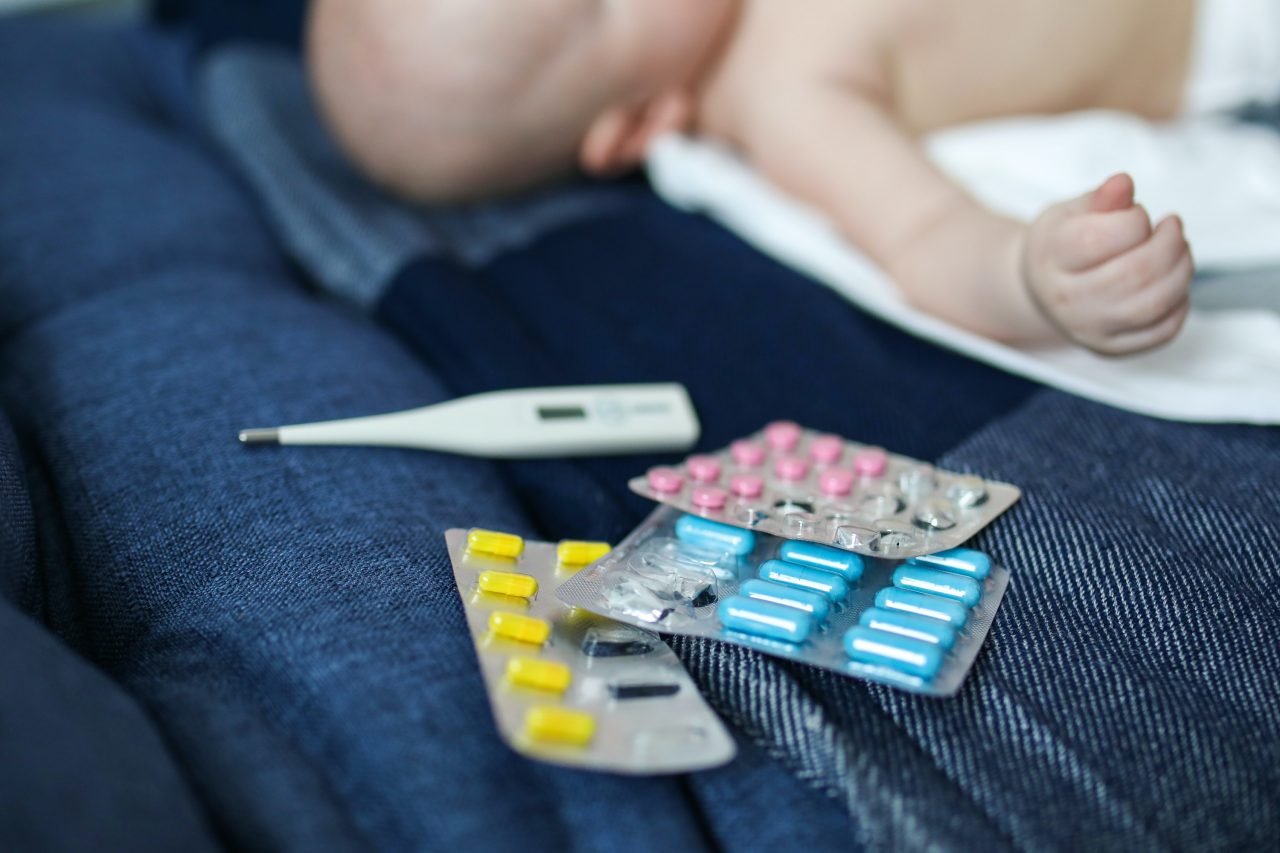 Ultimele cuvinte ale unei fetițe din Scoția, care a murit de septicemie: „Mami, nu îmi place, vreau la fratele meu…” Medicul a trimis-o acasă, cu o „durere de burtă”
