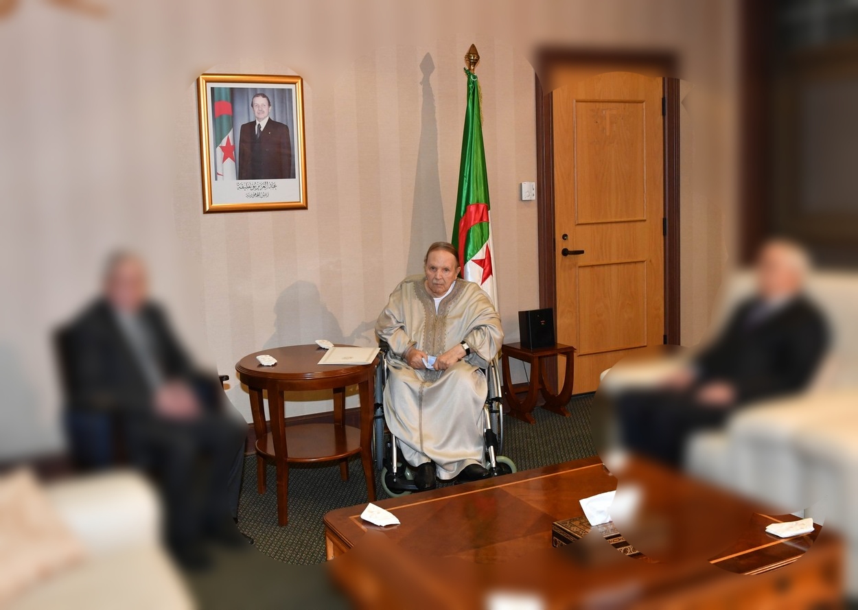 A murit Abdelaziz Bouteflika, fostul președinte al Algeriei