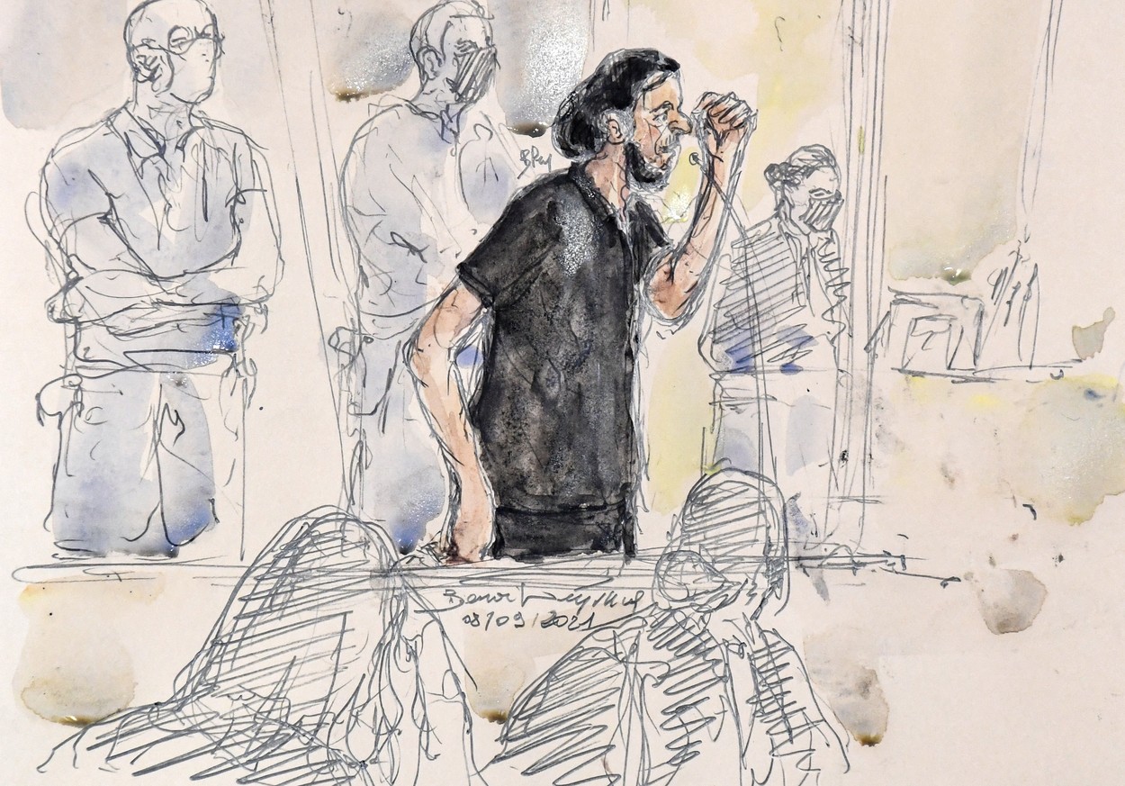 Franța: A început procesul privind atacurile de la Paris din 2015. Teroristul Salah Abdeslam, nemulțumit de condițiile de detenție: „De şase ani sunt tratat ca un câine!”
