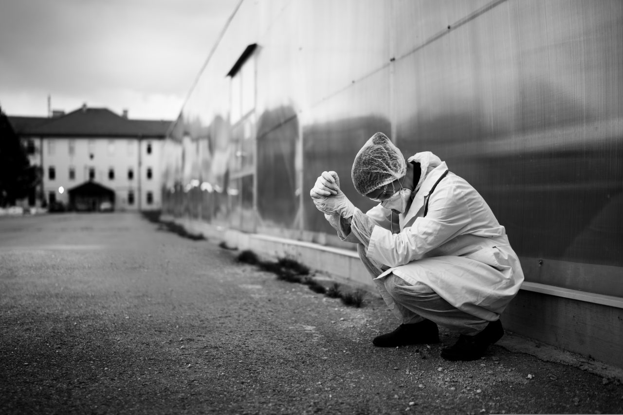 8 ȘTIRI DE LA ORA 8. Valeriu Gheorghiţă: ”Situaţia e cât se poate de serioasă. La 15 octombrie am putea să depăşim 17.000 de infectări pe zi”