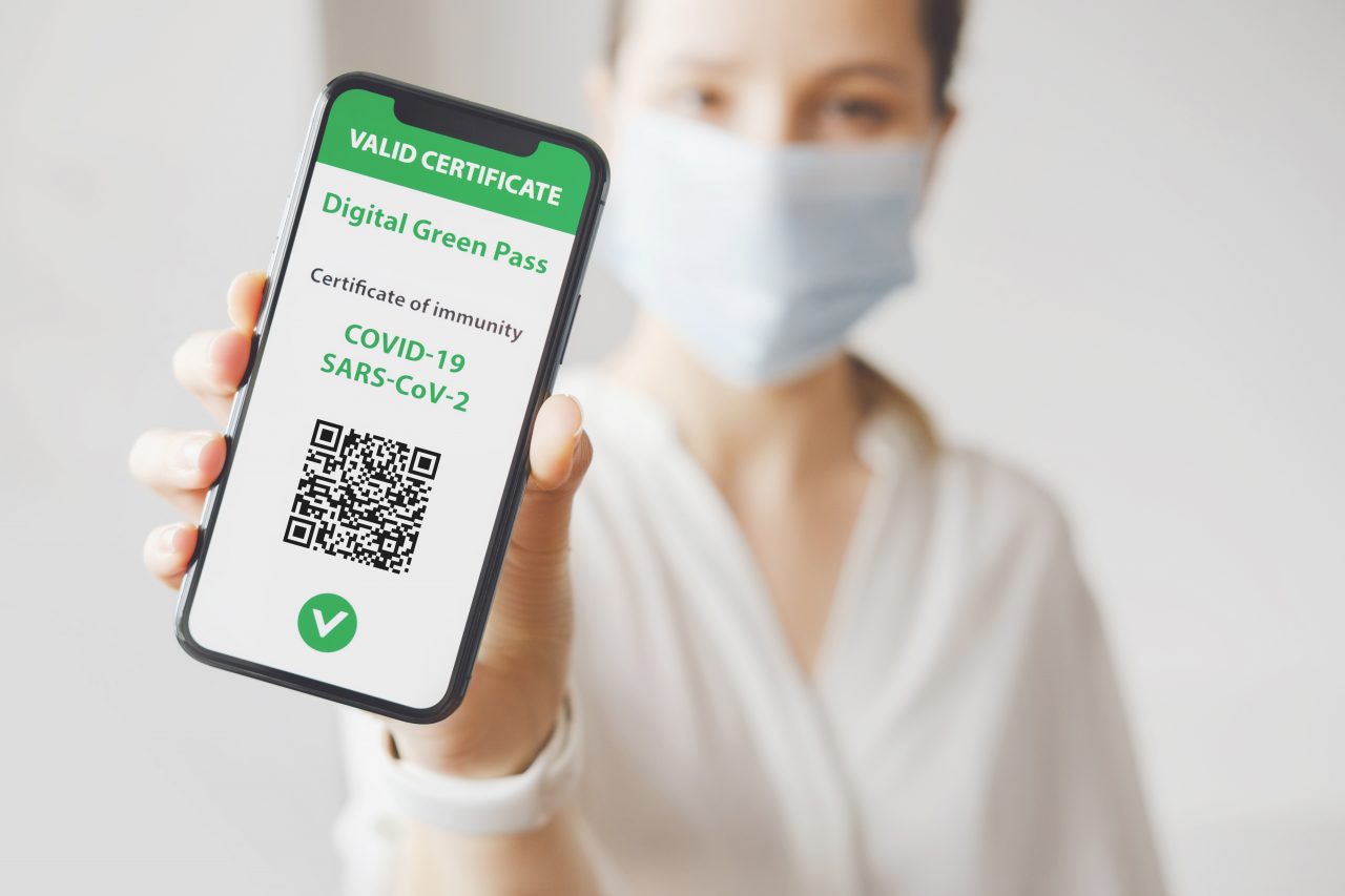 Italia: Salariații care nu merg la serviciu pentru că refuză să prezinte certificatul verde nu vor fi concediați, dar nu vor fi nici plătiți