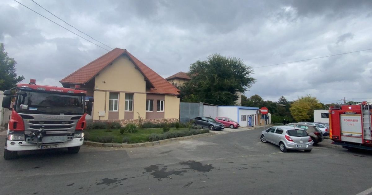 Incendiu la o şcoală din Medgidia. Peste 300 de elevi au fost evacuaţi