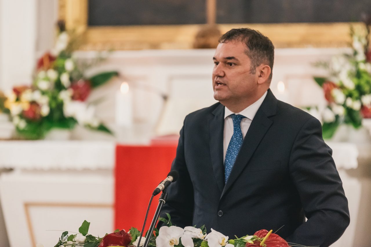 Cseke Attila: Proiectul privind certificatul COVID obligatoriu pentru personalul medical va fi promovat în regim de urgență în Parlament