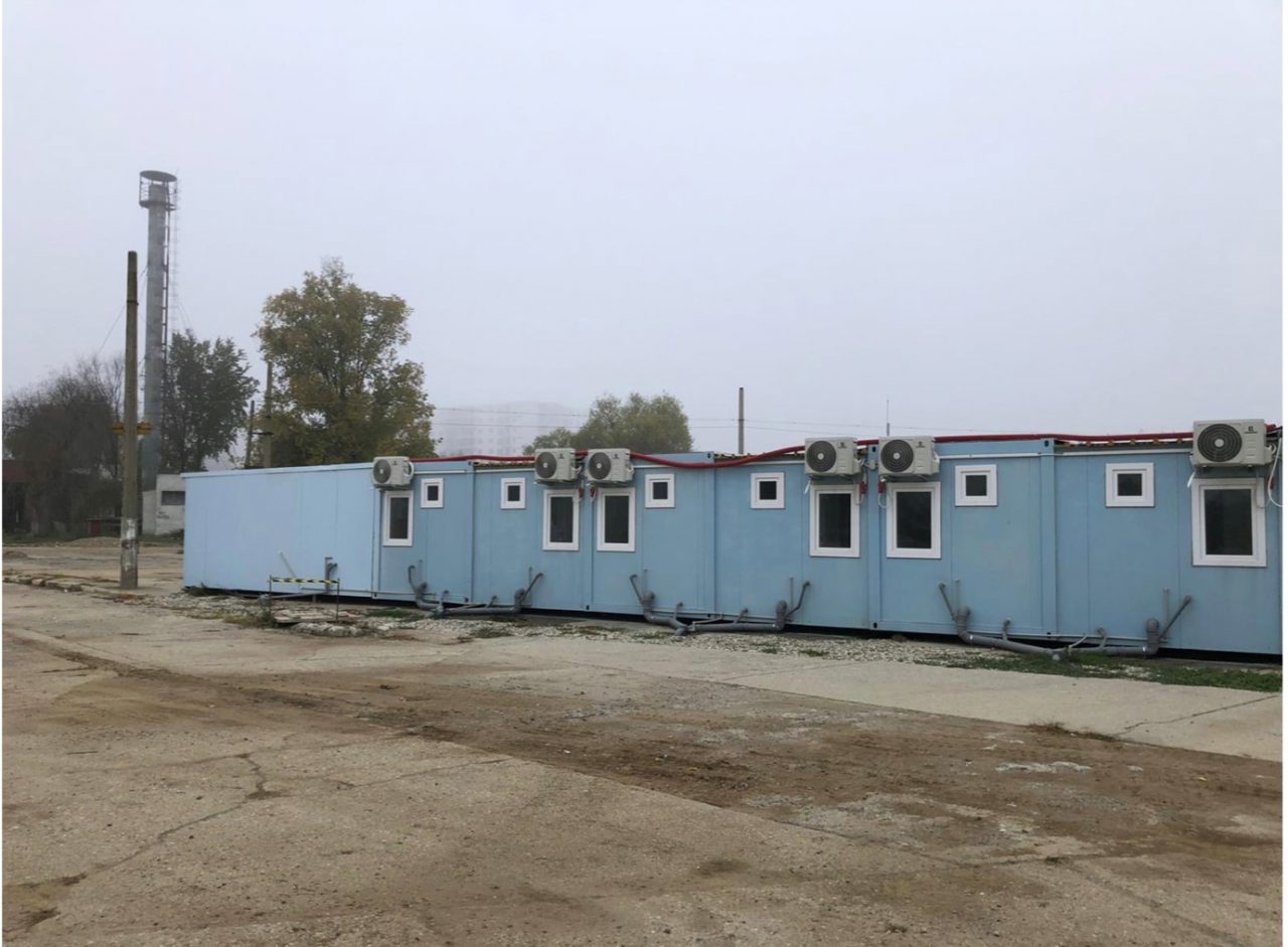 Oana Gheorghiu (Dăruiește Viață): „Înșiruirea de containere de la Pipera a fost o risipă revoltătoare de bani și nu va putea deveni niciodată un spital adevărat”