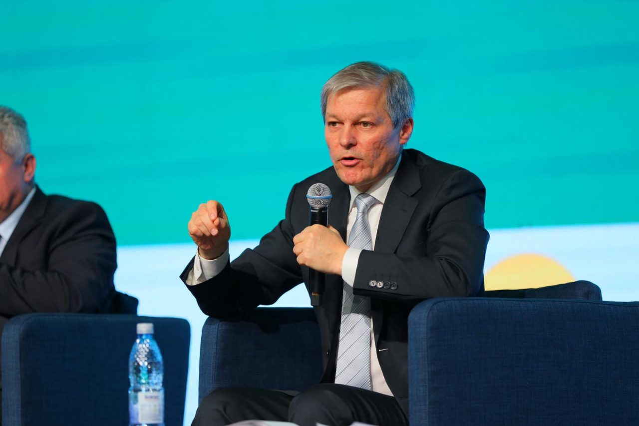 Dacian Cioloș: Îi voi transmite președintelui Iohannis decizia USR PLUS, după ce PNL a refuzat refacerea coaliției