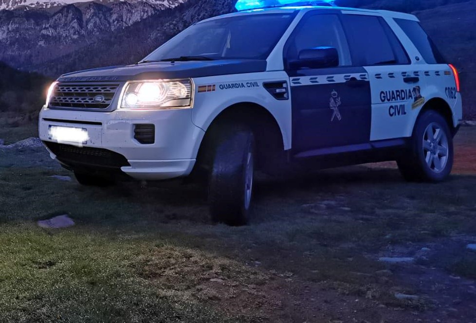 Patru români din Spania, arestați după ce au jefuit o cramă