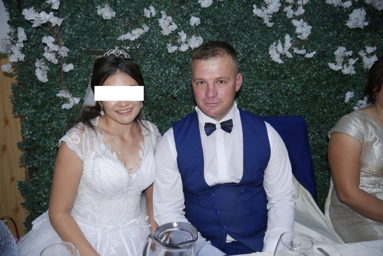 FOTO| Mesajul cutremurător al Laurei, mireasa din Botoşani rămasă văduvă la două zile după nuntă: „M-ai lăsat să trăiesc în negru”