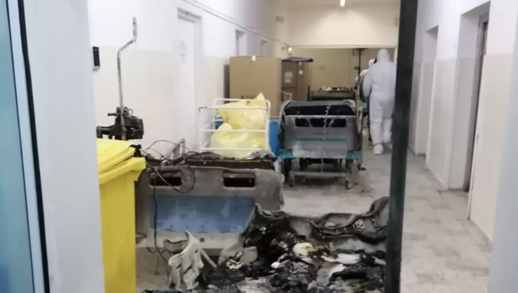Lumânările și neoanele sunt cauzele incendiilor de la spitalele din Piatra Neamț și Constanța