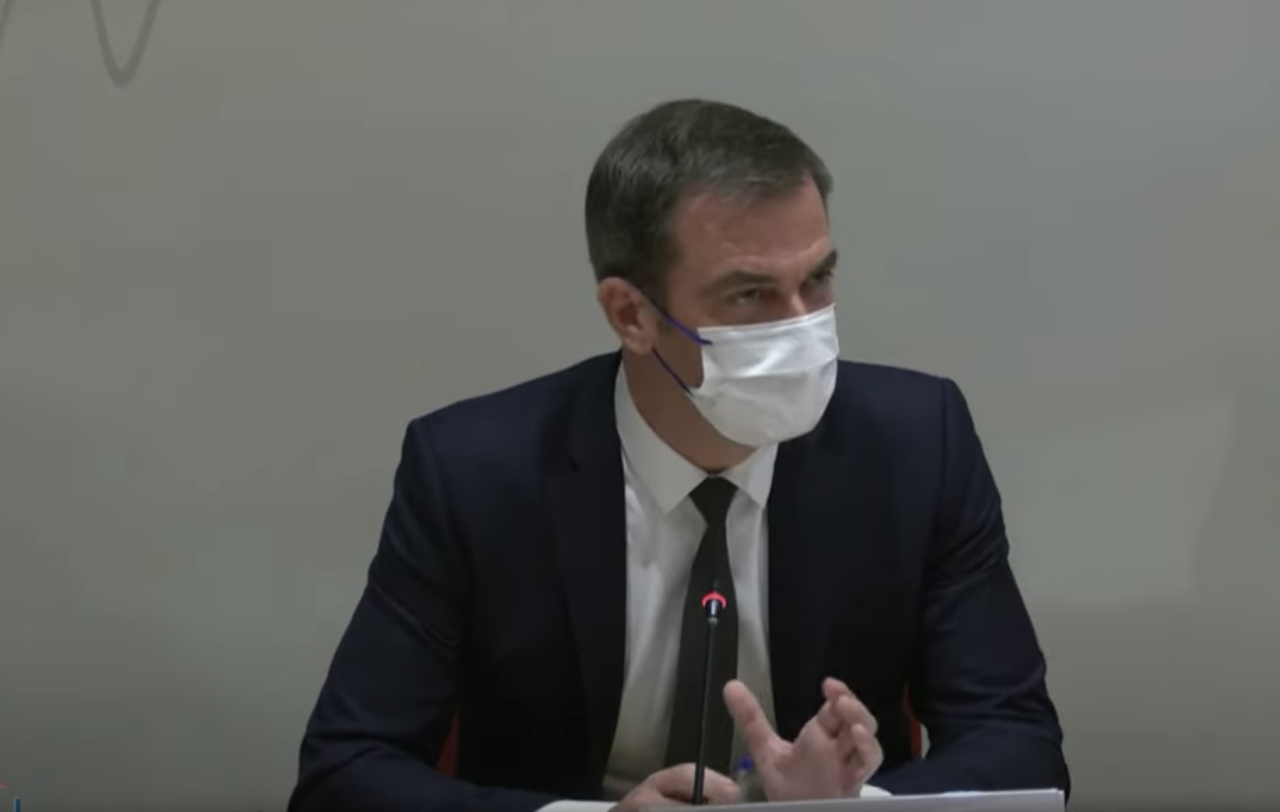 Ministrul Sănătăţii din Franța se imunizează cu un booster Pfizer, după ce s-a vaccinat cu AstraZeneca şi cu un rapel cu Moderna
