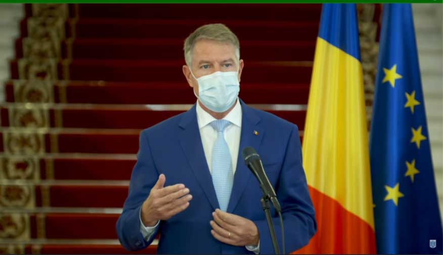 Noile măsuri în pandemie: Carantină de noapte pentru nevaccinați, toate școlile închise. Ce alte restricții a anunțat președintele și de când se aplică
