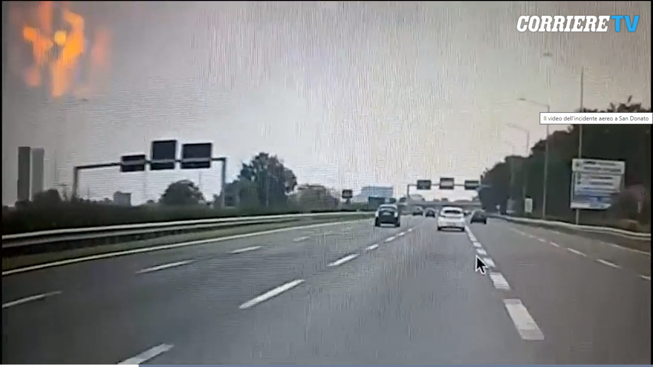 VIDEO | Primele imagini cu momentul prăbușirii avionului pilotat de miliardarul Dan Petrescu