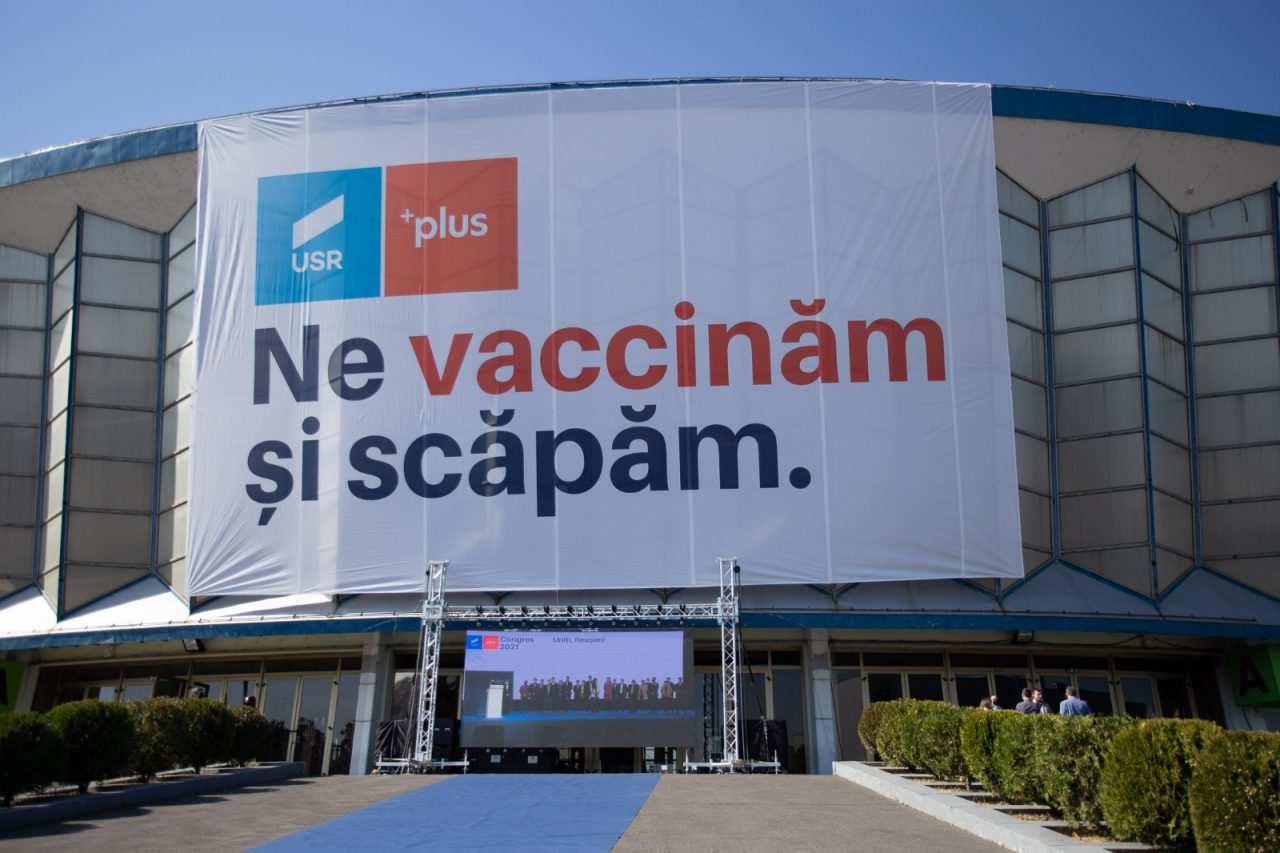 USR, apel către Klaus Iohannis să nu tragă de timp: Organizarea rapidă a consultărilor și desemnarea unui premier capabil, singura modalitate de a rezolva criza